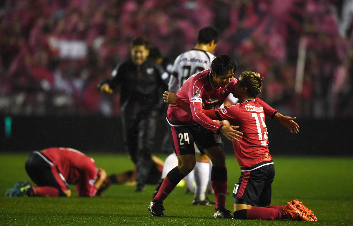 巴塞罗那前锋状态回勇,斩获关键球 巴塞罗那前锋状态回勇,斩获关键球