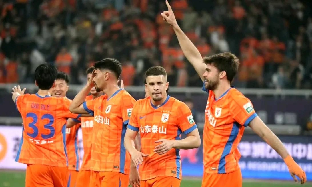 包含热门球队备战大赛,士气高涨迎战对手的词条 包含热门球队备战大赛,士气高涨迎战对手的词条