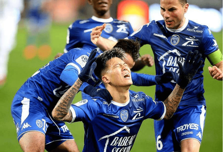 亚眠遭遇战平图卢兹，难掩失落心情的简单介绍