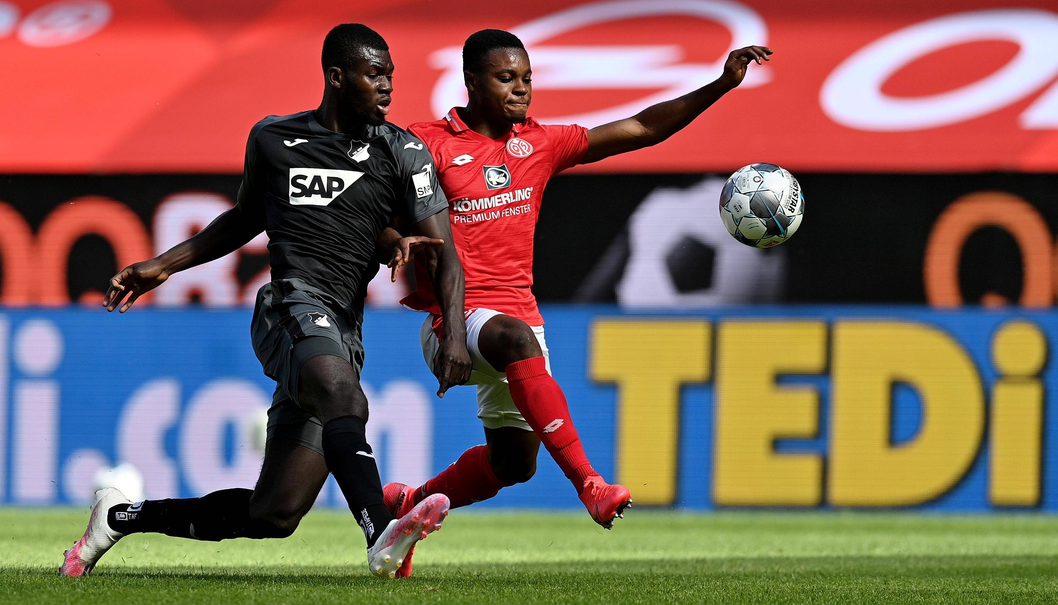 开元棋牌下载-霍芬海姆中场因家庭问题请假缺席下一场比赛(不参加年会的请假理由)