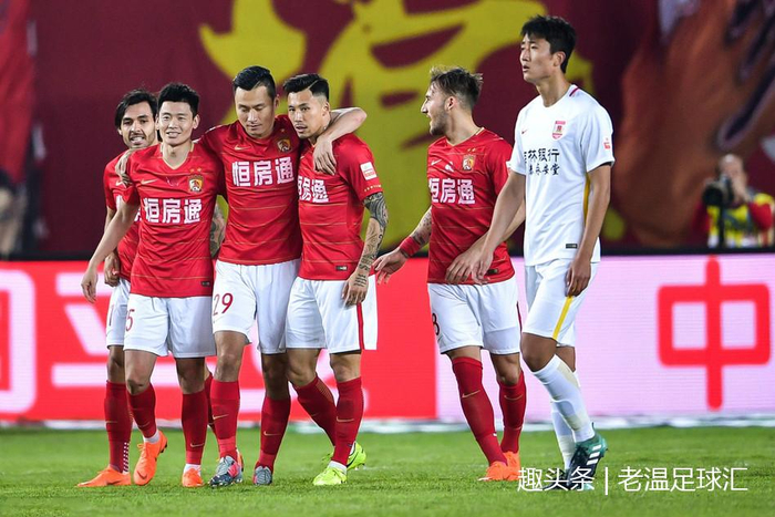 广州恒大主场逆转鲁能，继续领跑积分榜(亚冠18决赛 广州恒大 vs 山东鲁能)