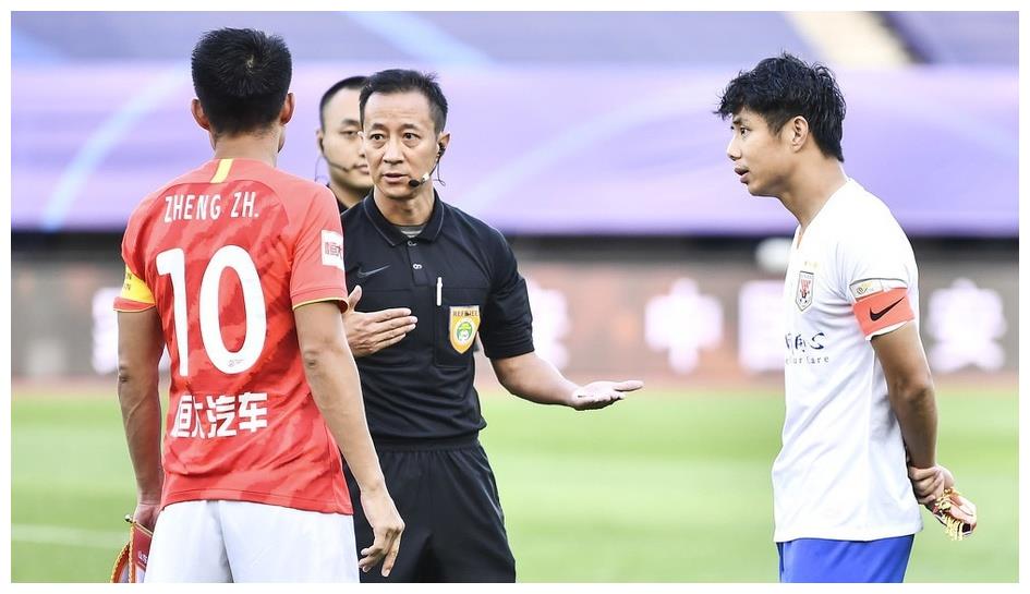 广州恒大主场逆转鲁能，继续领跑积分榜(亚冠18决赛 广州恒大 vs 山东鲁能)