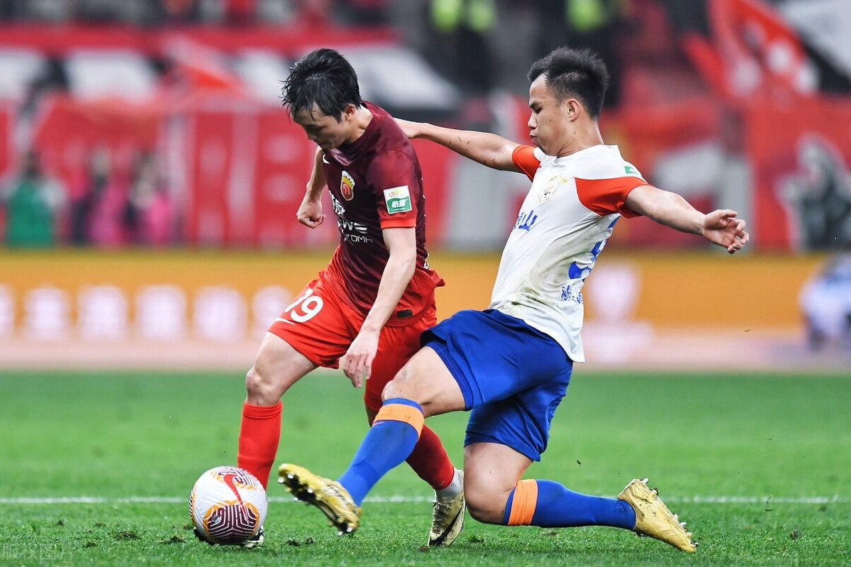 亚洲足球海外球员