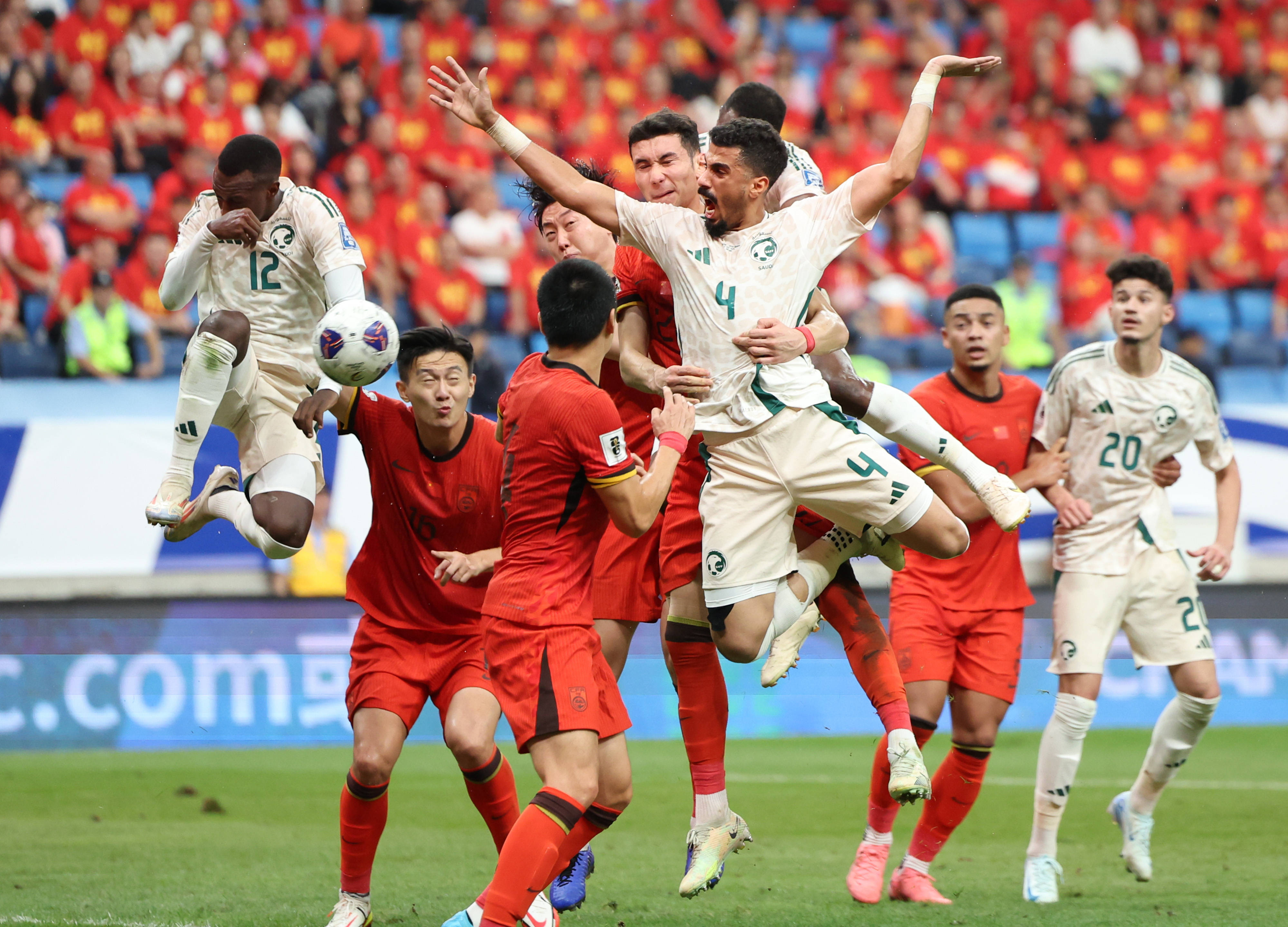 列斯联主场大获全胜！挑战保级球队精彩胜利的简单介绍